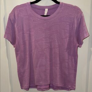 lululemon athletica Lavender Short Sleeve Top